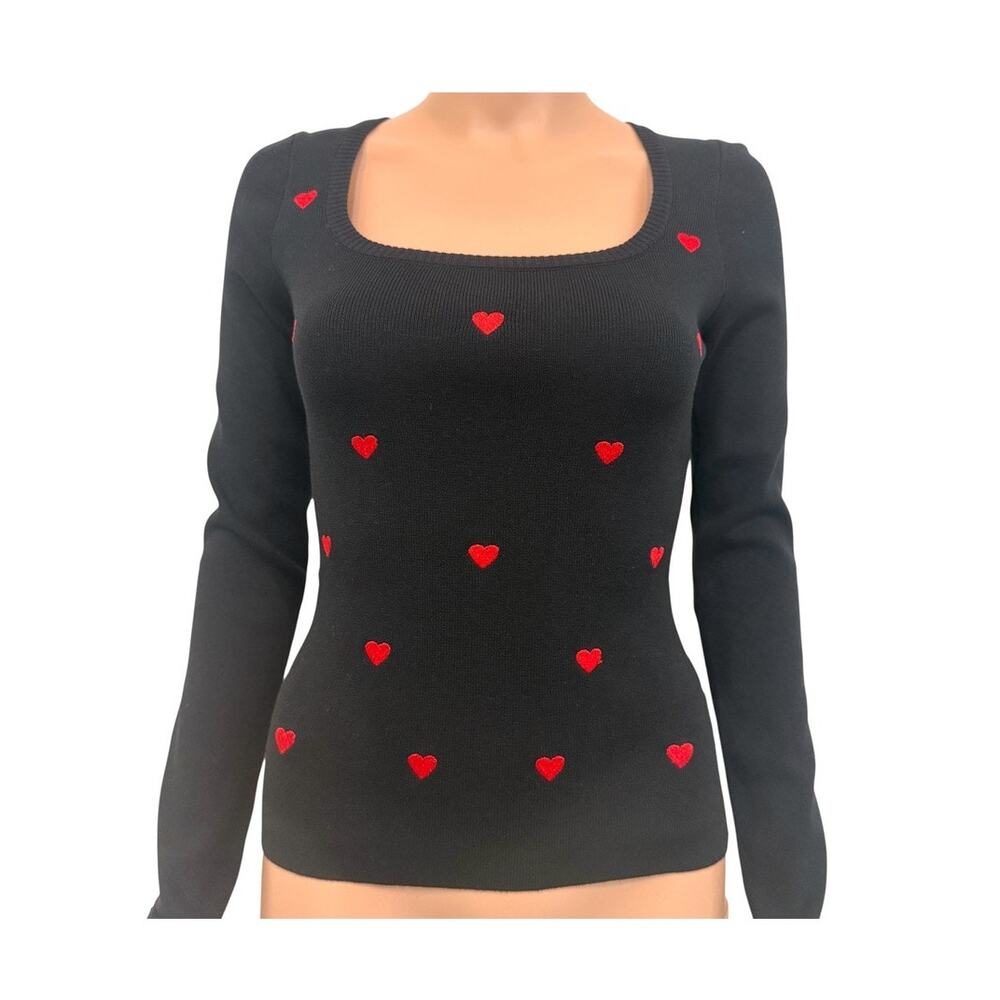 Timing juniors large embroidered red heart knit top sweater SP 2748
